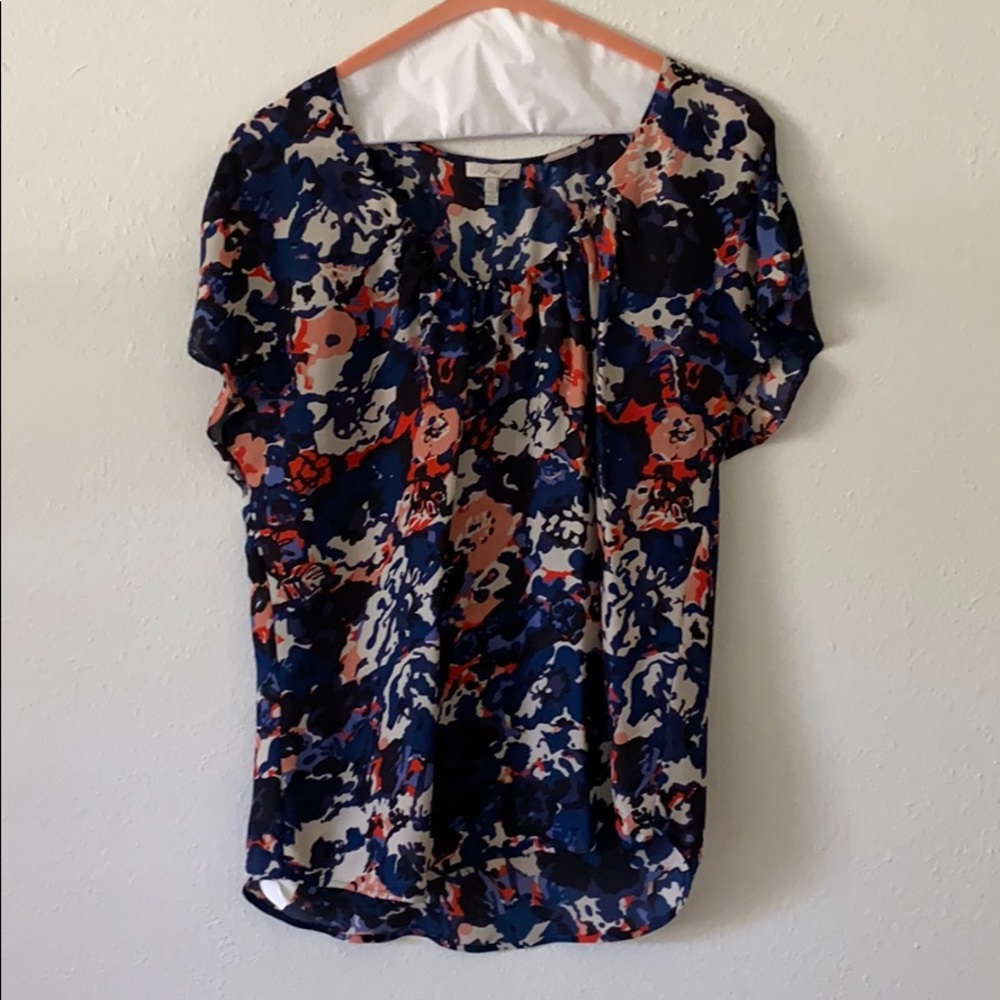 Gorgeous Silk Joie Blouse